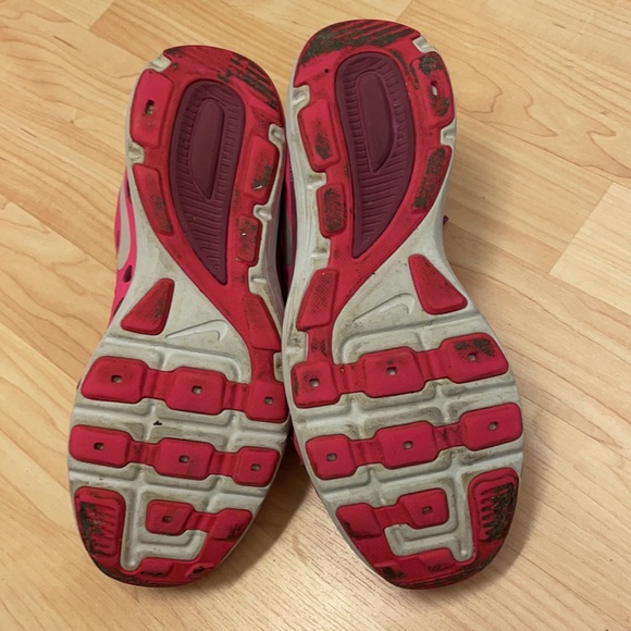 🌸3/$12🌸 Nike dual fusion lite sneakers - Picture 8 of 14